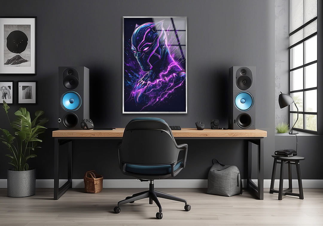 Lila Blitz mit schwarzem Panther als Wandbild aus Glas
