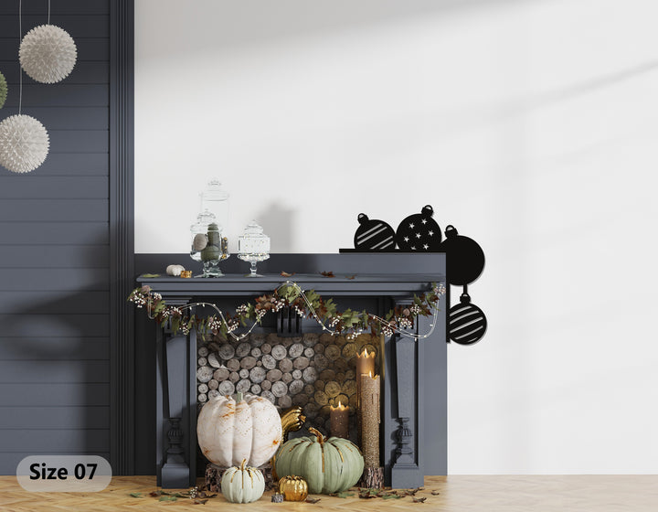 Hanging ornaments metal wall art for Christmas décor