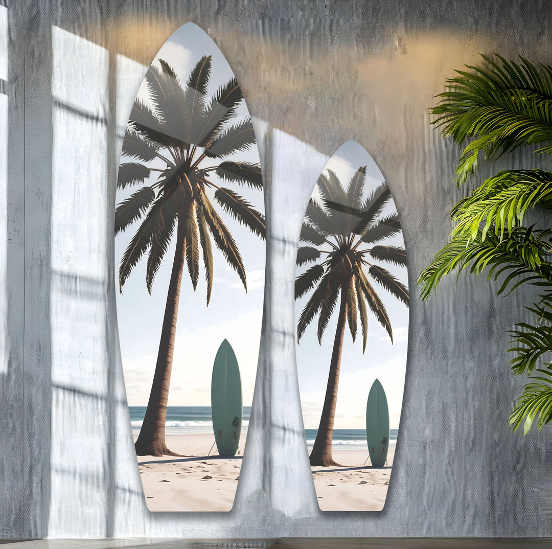 Wandkunst mit Palmen-Surfbrett