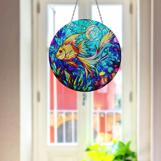 High-quality glass art painting displays the colorful gold fish suncatcher décor, showing its intricate craftsmanship and durable design.