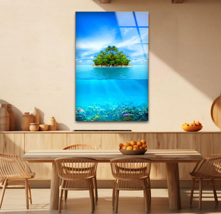Tropisches Inselriff-Wandbild – Vertikaler Glasdruck über und unter Wasser