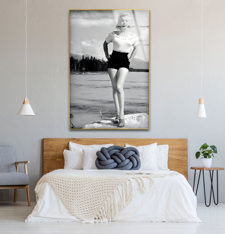 Marilyn Monroe black and white abstract drawings in a stunning Alberta setting, ideal for artistic wall decor.