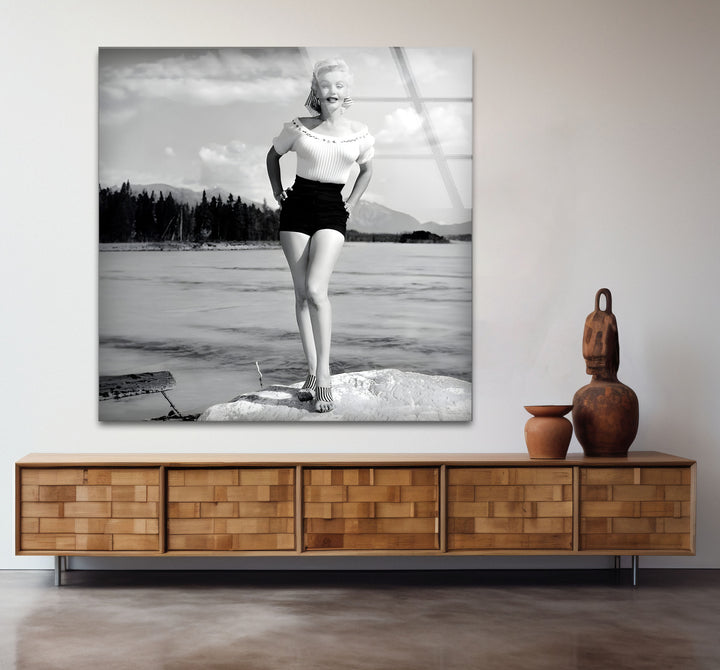Modern black and white wall decor featuring Marilyn Monroe in Alberta, a perfect statement piece for any home or office.