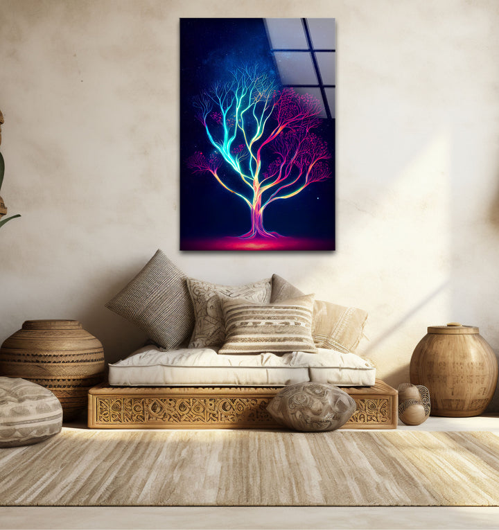 Neonbaum-Wandkunst – Kosmisches Nachtbaum-Glasdruckdesign