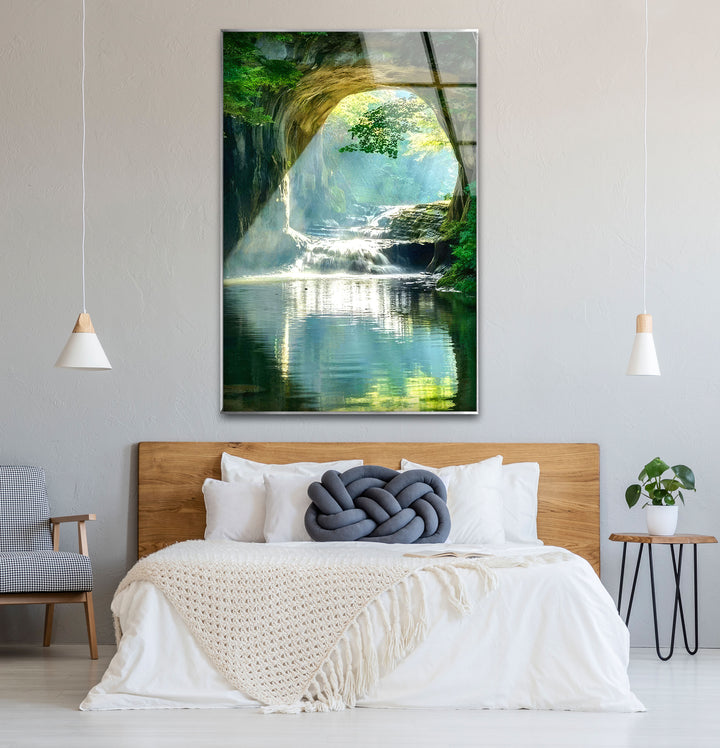 Wald-Wasserfall-Bogen-Wandkunst – Ruhige Naturszene Glasdruck