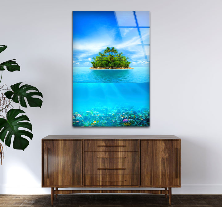 Tropisches Inselriff-Wandbild – Vertikaler Glasdruck über und unter Wasser