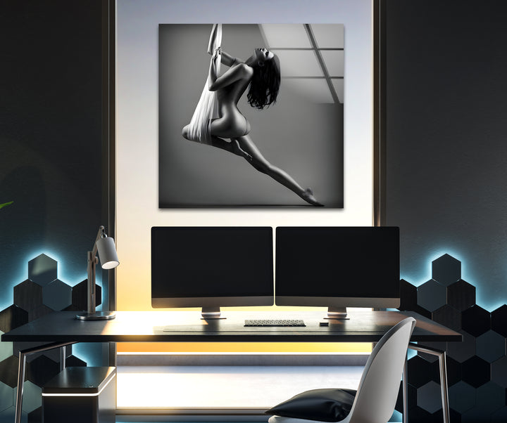Striking pornographic art and sexy drawings reimagined for glass decor
