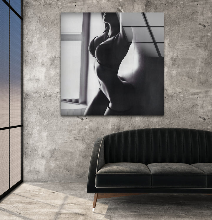 Elegant sexy art showcasing erotic paintings and modern nude designs
