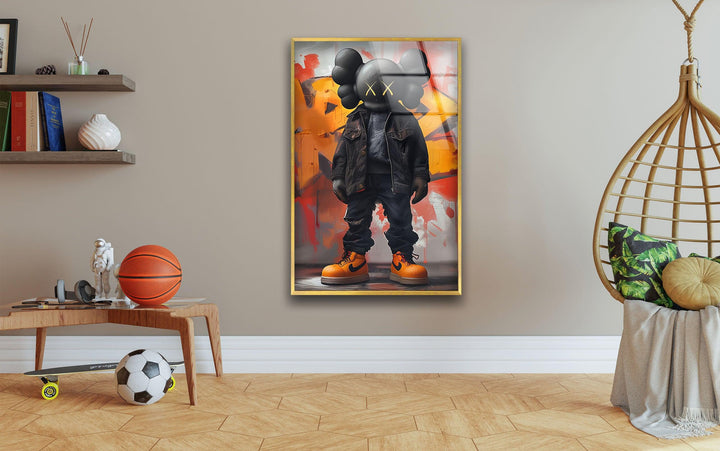 Kaws – Orangefarbene Glaswandkunst