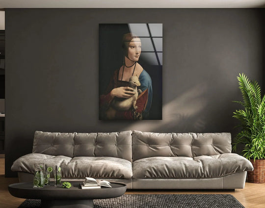 Lady with an Ermine Leonardo da Vinci glass art features clean, polished edges, showcasing a timeless Renaissance beauty.