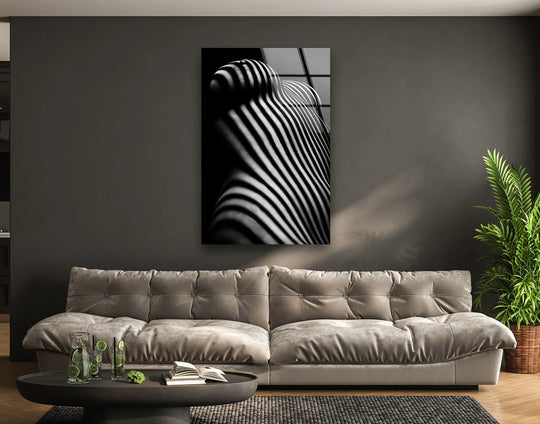 Bold naked art blending erotic paintings and sexy artistic design
