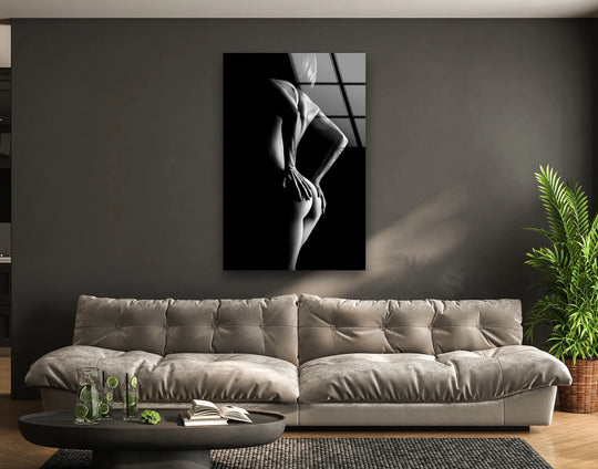 Striking sexy art that merges erotic drawings with modern aesthetics
