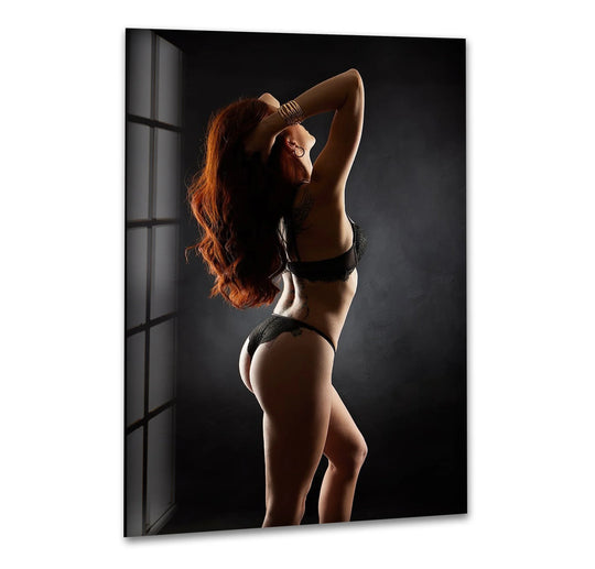 Erotic drawings combined with sexy artwork for refined interiors
