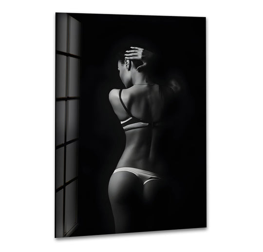 Striking sexy art that merges erotic drawings with modern aesthetics
