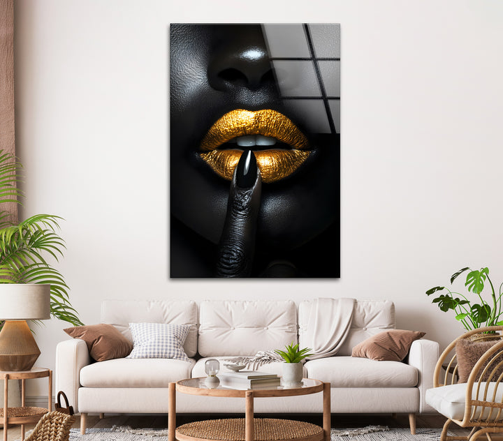 A bold and artistic black-and-gold lips design on glass, adding elegance and style to your space.
