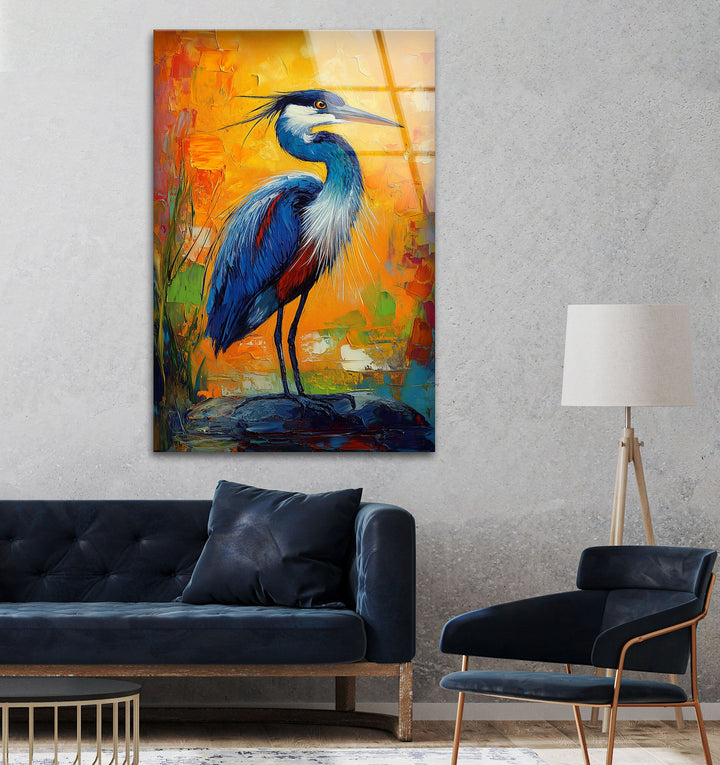 Lebendige Majestät – Abstrakter Reiher in kräftigen Farben, Glaswandkunst