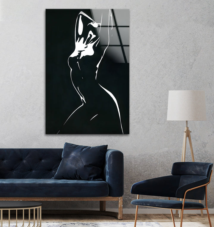 Modern silhouette of a woman in abstract black and white design, perfect for contemporary decor.