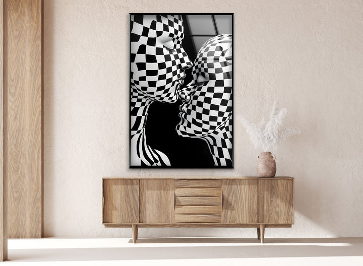 Contemporary black-and-white checkered kiss design, making a bold statement on glass.
