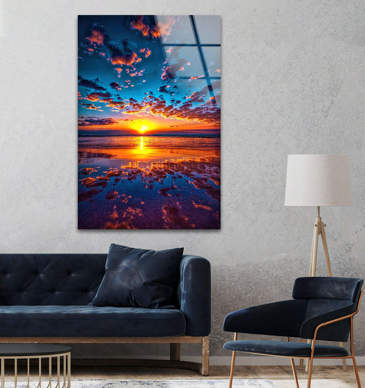 Serene Beach Sunset Art: A captivating glass art piece depicting a golden sunset over calm waters.
