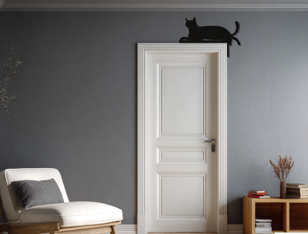 Elegant cat silhouette metal wall hanging for living rooms