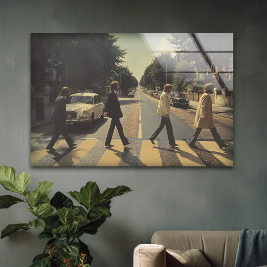 With warm hues highlighting the iconic street scene, this vintage-style art from glass captures a nostalgic color temperature.