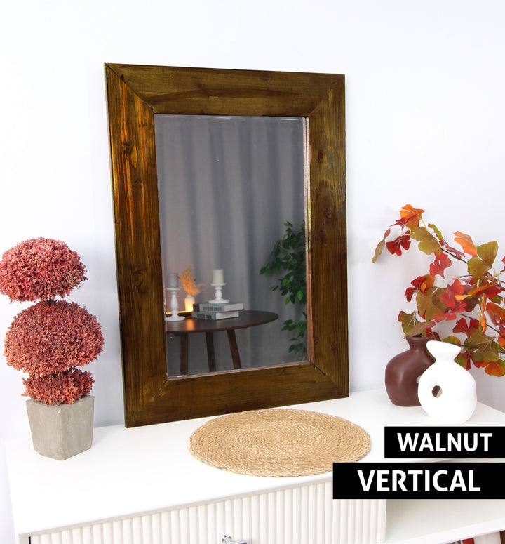 Natürlicher Wandspiegel aus Holz