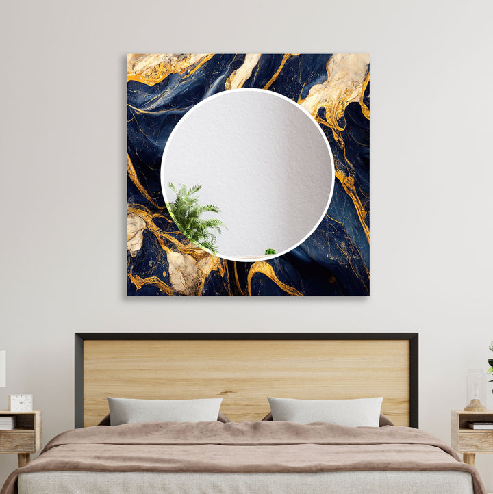 Marineblaue Wandspiegel im goldenen Design