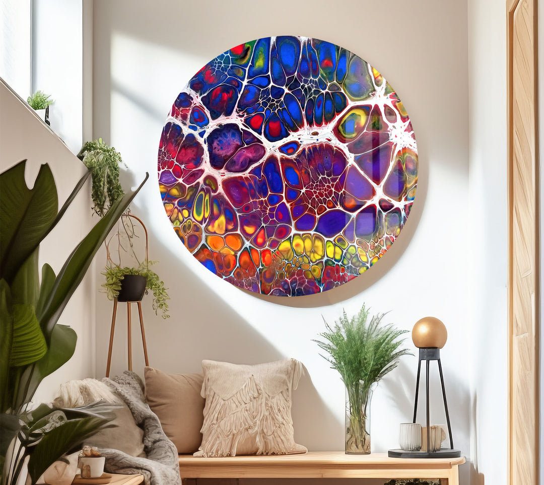 Farbenfrohe abstrakte Glaswandkunst – Lebendiges Fraktaldesign für moderne Innenräume