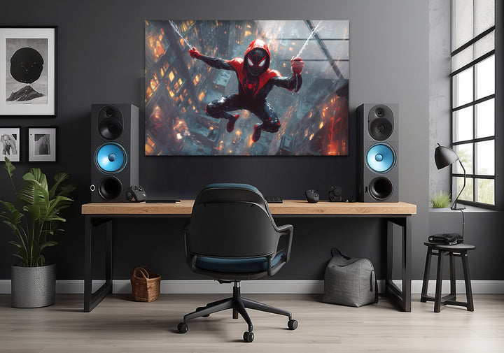 Spider-Man-Wandkunst aus Glas – Modernes Stadtbild