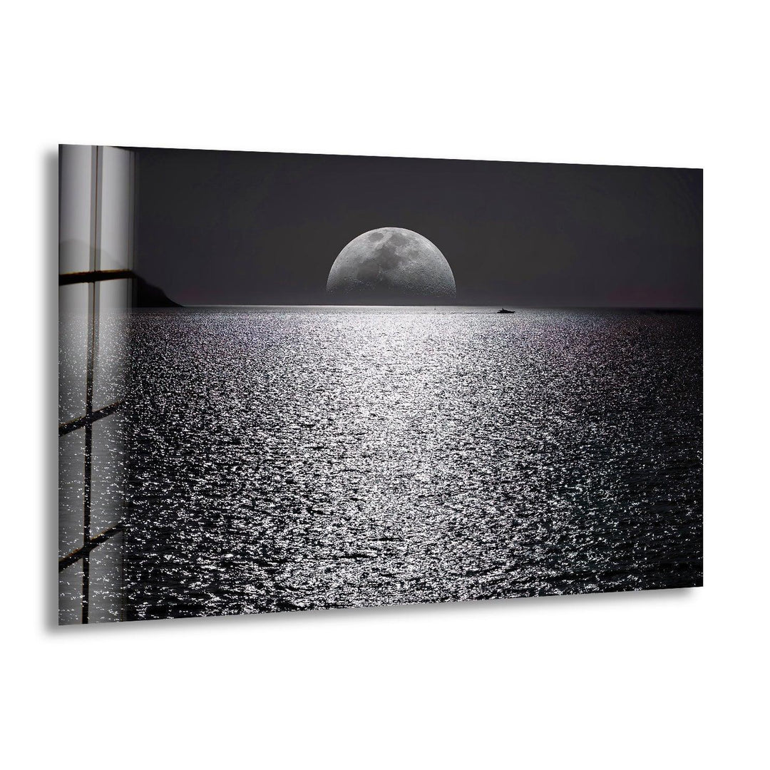 Moonlit Ocean Reflection Glass Wall Art – A Stunning Nighttime Seascape
