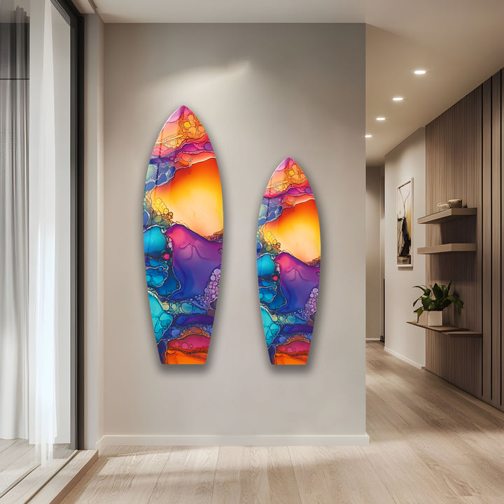 Farbig gebeizte Surfbrett-Wandkunst