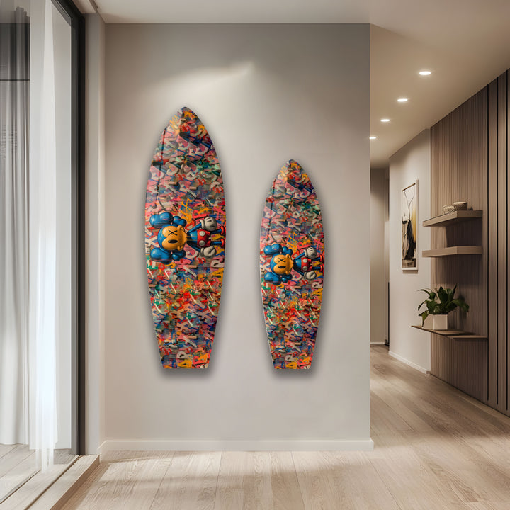 Graffiti Art Surfboard Wall Decor – Urban Pop Figurine Street Style