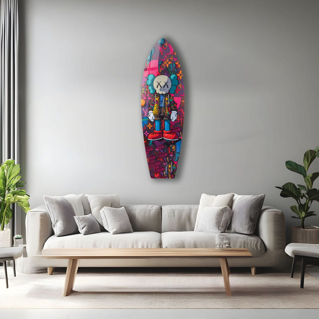 Von Kaws inspirierte Surfbrett-Wandkunst – Farbenfrohes Graffiti- und Figurendesign