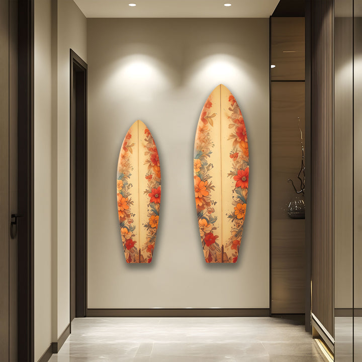 Beige tropische Blumen Surfbrett Wandkunst