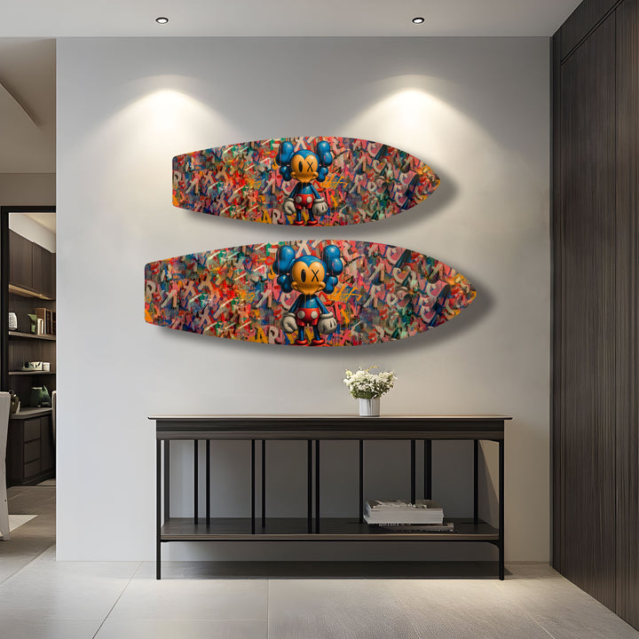 Graffiti Art Surfboard Wall Decor – Urban Pop Figurine Street Style