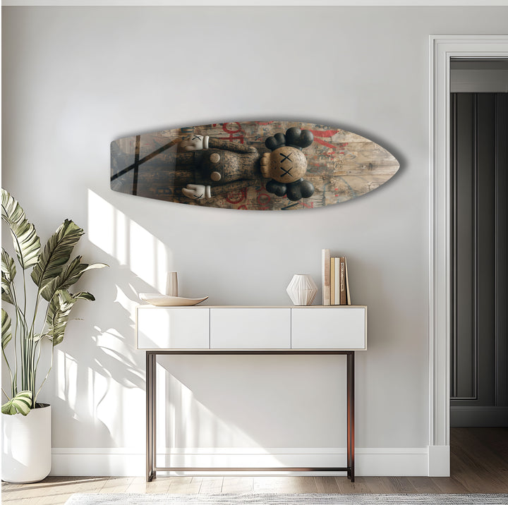 Von Kaws inspirierte Surfbrett-Wandkunst – Urban Graffiti &amp; Figurendesign