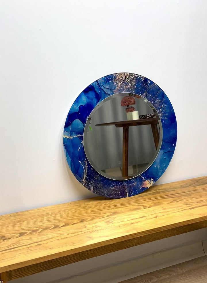 Wandspiegel aus Marmor mit Blau-Gold-Details