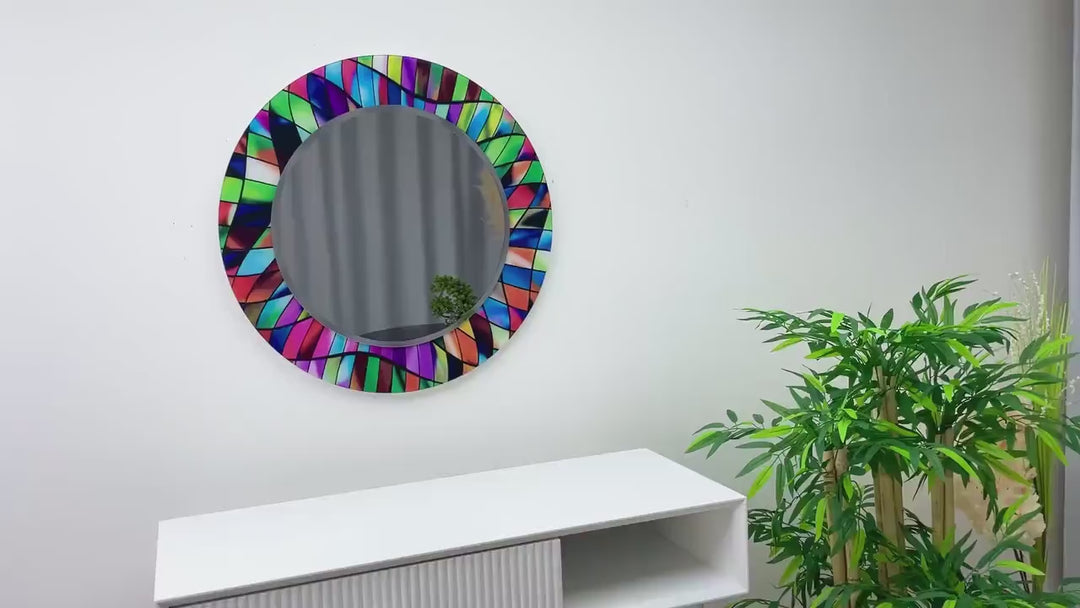 Wandspiegel mit gefärbten Blöcken