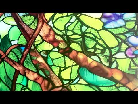 Botanische Glasmalerei als Wandkunst