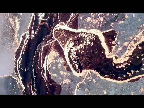 Abstrakte Wandkunst aus Glas in Grau und Gold