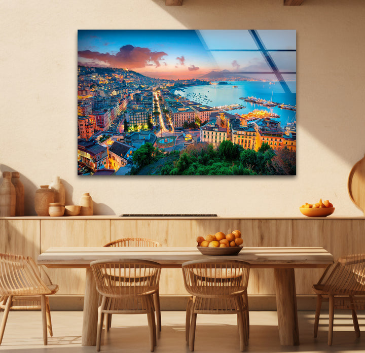 Glaswandkunst mit Skyline von Neapel – Blick auf die Bucht bei Sonnenuntergang und die Stadtlandschaft