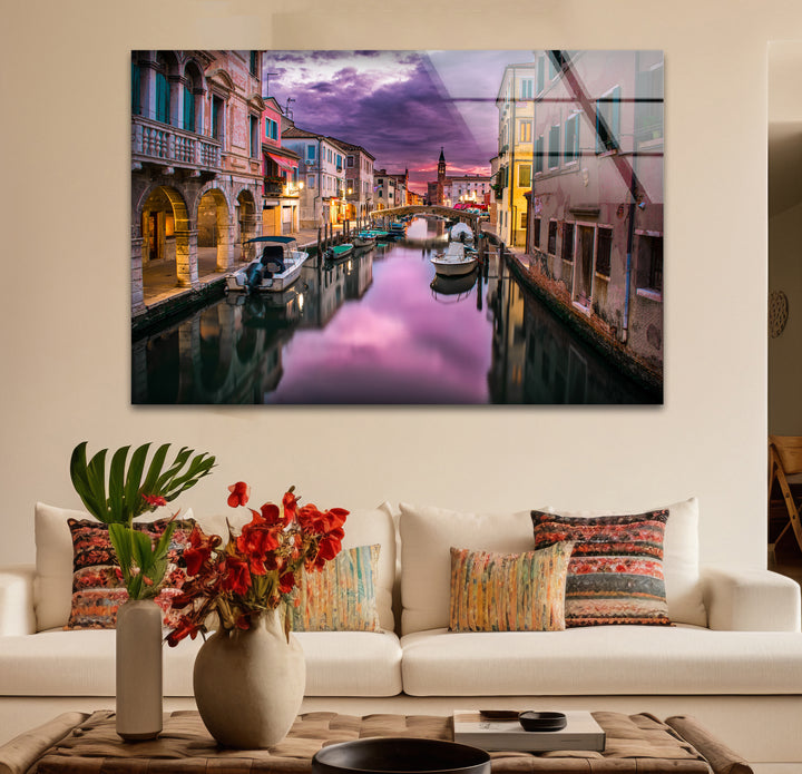 Glaswandkunst am Kanal von Venedig – Romantische Sonnenuntergangsreflexionen