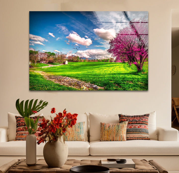 Frühlingswiese Glaswandkunst – Lebendige Landschaft &amp; blühende Bäume