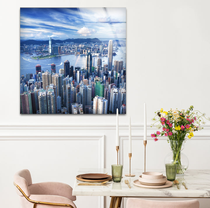 Glaswandkunst mit Skyline von Hongkong – Stadtbild und Hafen aus der Luft