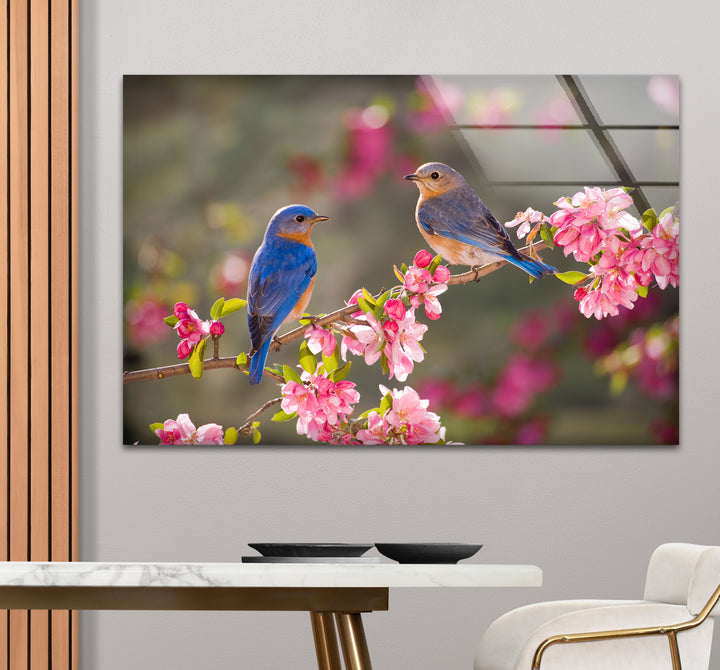 Blaumeisen auf blühendem Baum, Glaswandkunst – Frühlingsnaturszene