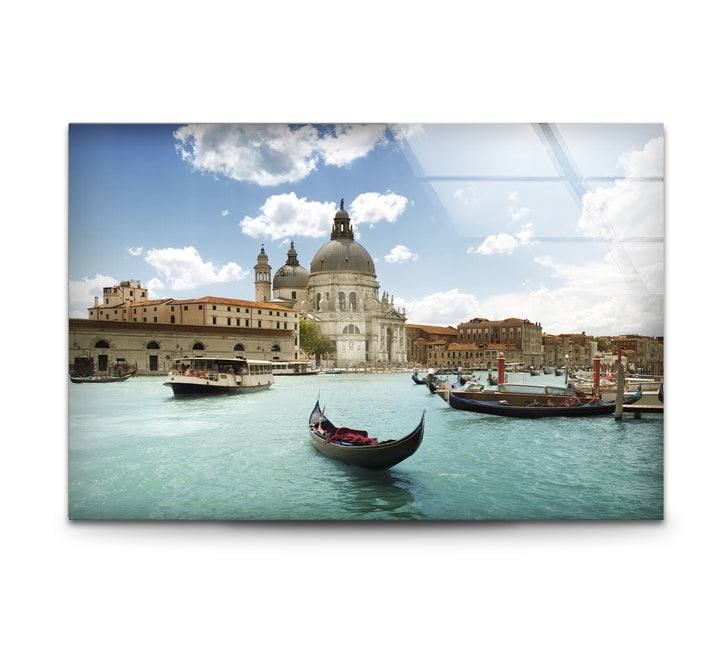 Glaswandkunst in Venedig – Blick auf den Canal Grande und die Gondel der Basilika