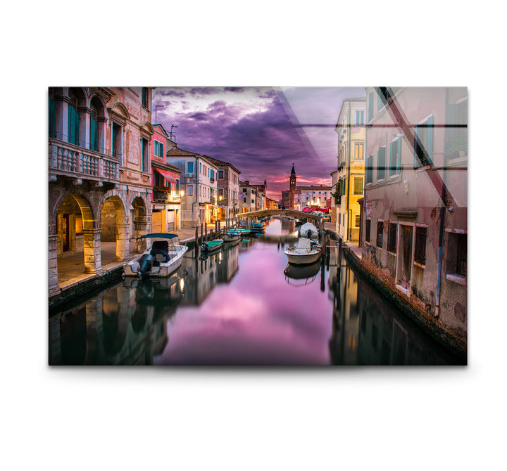 Glaswandkunst am Kanal von Venedig – Romantische Sonnenuntergangsreflexionen