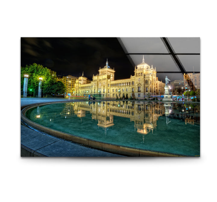 Valladolid Glaswandkunst – Historisches Gebäude &amp; Nachtreflexionen