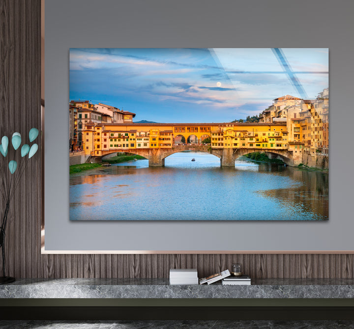 Glaswandkunst in Florenz – Ponte Vecchio über dem Fluss Arno