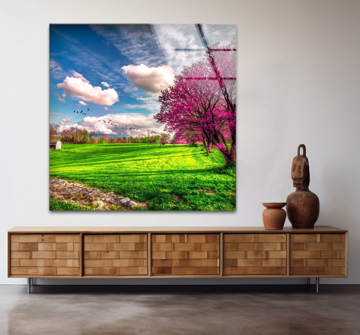 Frühlingswiese Glaswandkunst – Lebendige Landschaft &amp; blühende Bäume